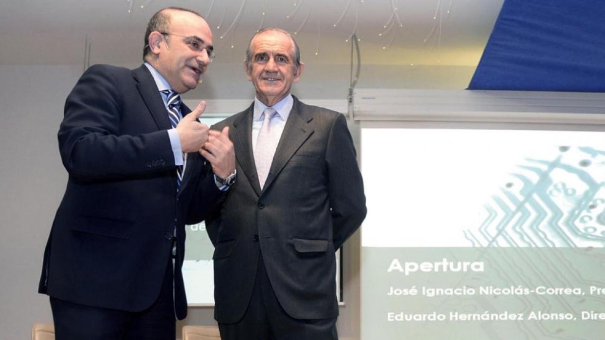 José Ignacio Nicolás Correa y Eduardo Hernández Alonso en la inauguración de la jornada.-ICAL