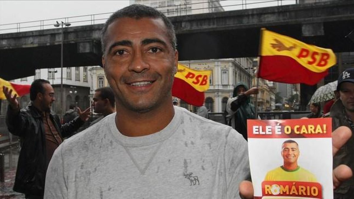 El exfutbolista Romario.-