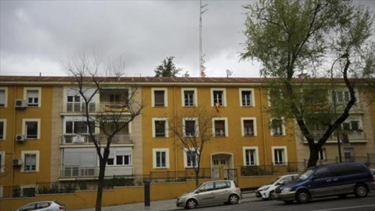 Fachada del edificio donde tiene su sede la Fundación Francisco Franco en Madrid.-/ JUAN MANUEL PRATS