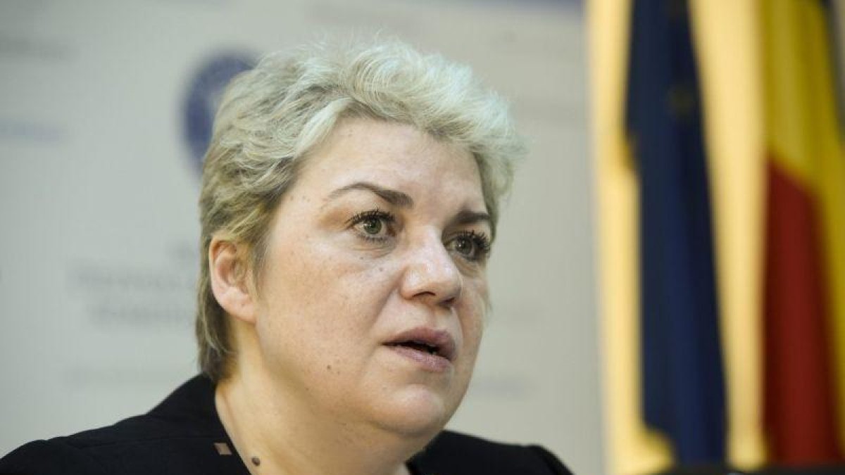 La exministra de Desarrollo Regional Sevil Shhaideh aspirante a formar gobierno en Rumanía.-ALEX MICSIK / EFE