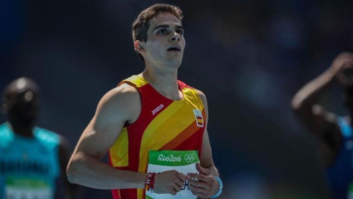 El atleta español, Bruno Hortelano, durante la prueba de los 200 metros de los Juegos de Río.-FERNANDO BIZERRA JR / EFE