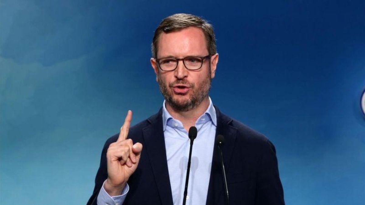 Javier Maroto, en una rueda de prensa en la sede del PP.-DAVID CASTRO