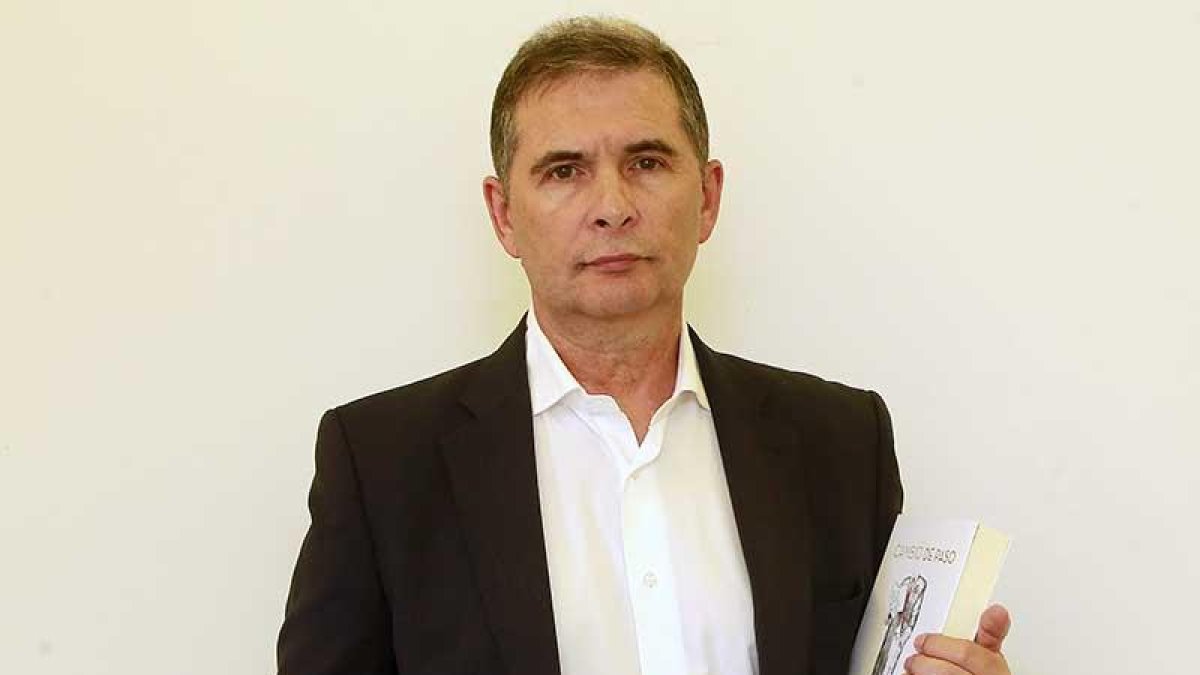 Jorge Mosquera es un abogado coruñés que ejerce en Burgos y que antes fue militar.-Raúl Ochoa