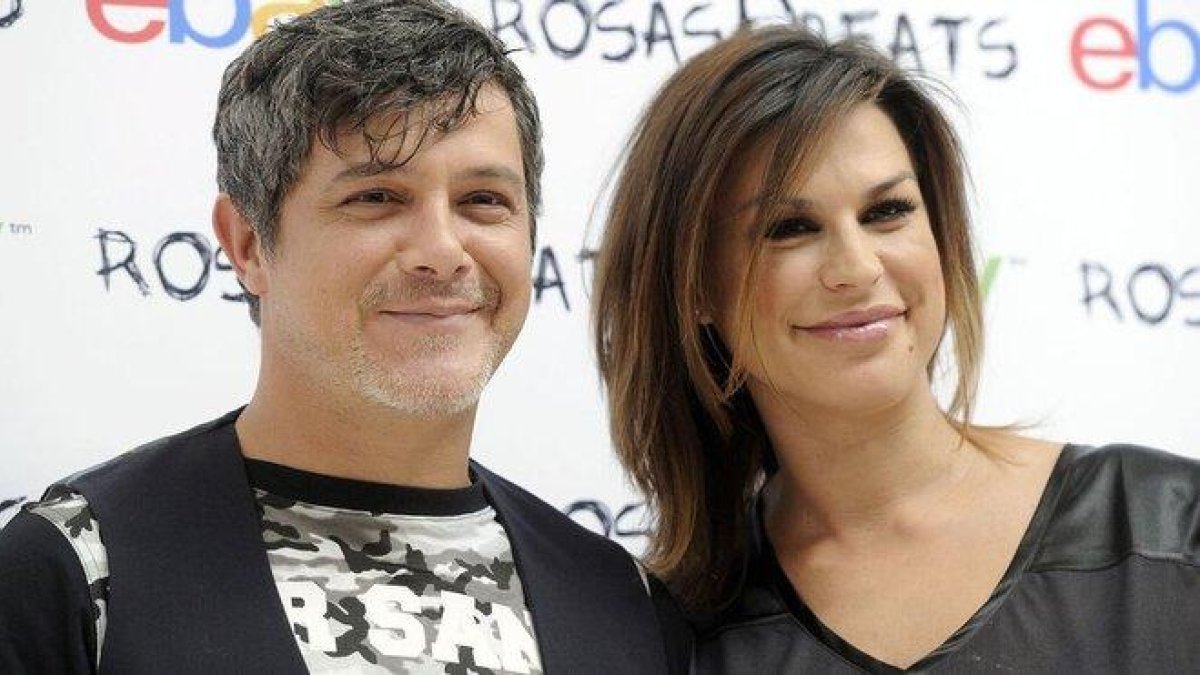 Alejandro Sanz y Raquel Perera, en una imagen de archivo.-