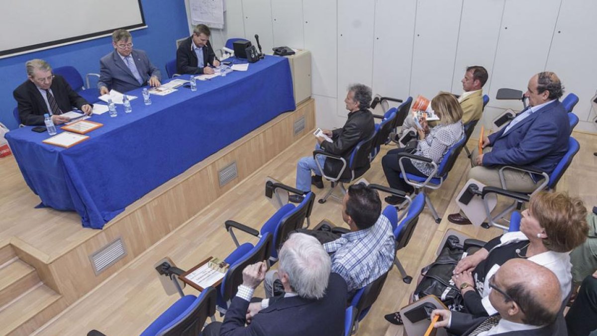 La junta general del Colegio de Agentes Comerciales se celebró ayer.-SANTI OTERO