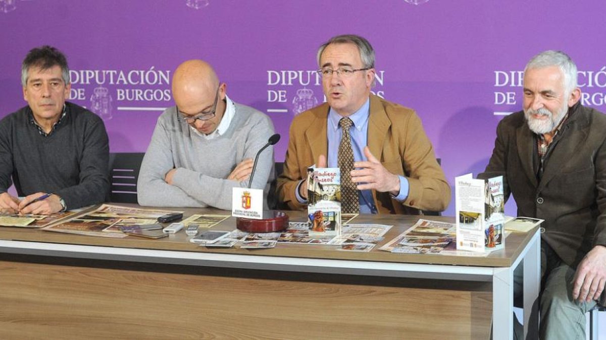 Carretón explica el contenido de este primer encuentro que tendrá su localidad como lugar de celebración.-I. L.M.
