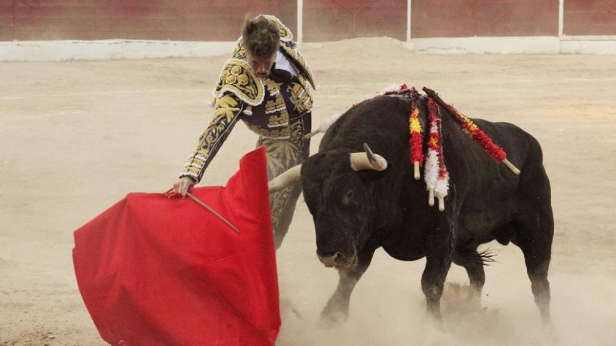 ManuelEscribano, durante el festejo de ayer en Briviesca.-G. González
