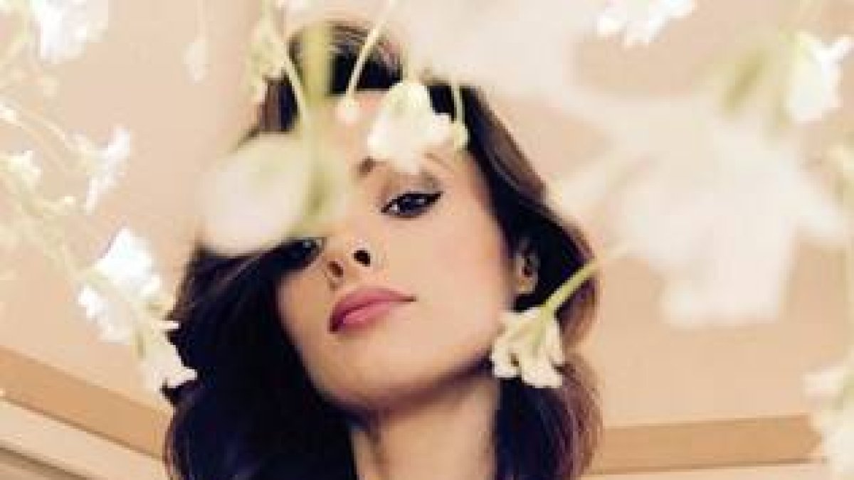 Cathriona White.-