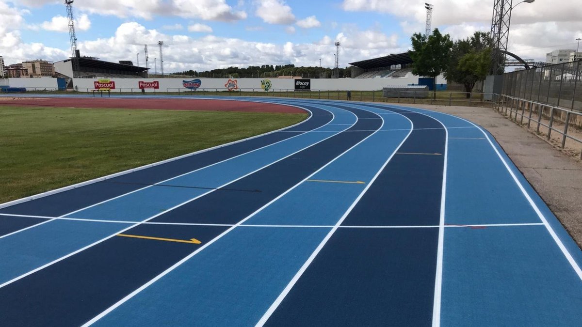 La pista de atletismo de Aranda abrirá en un par de semanas