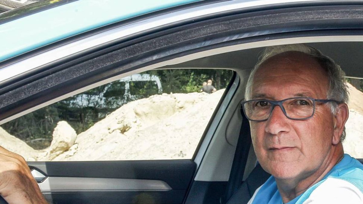 El manager general del Astana Pro Team, Giuseppe Martinelli, ayer en Pineda de la Sierra-Santi Otero