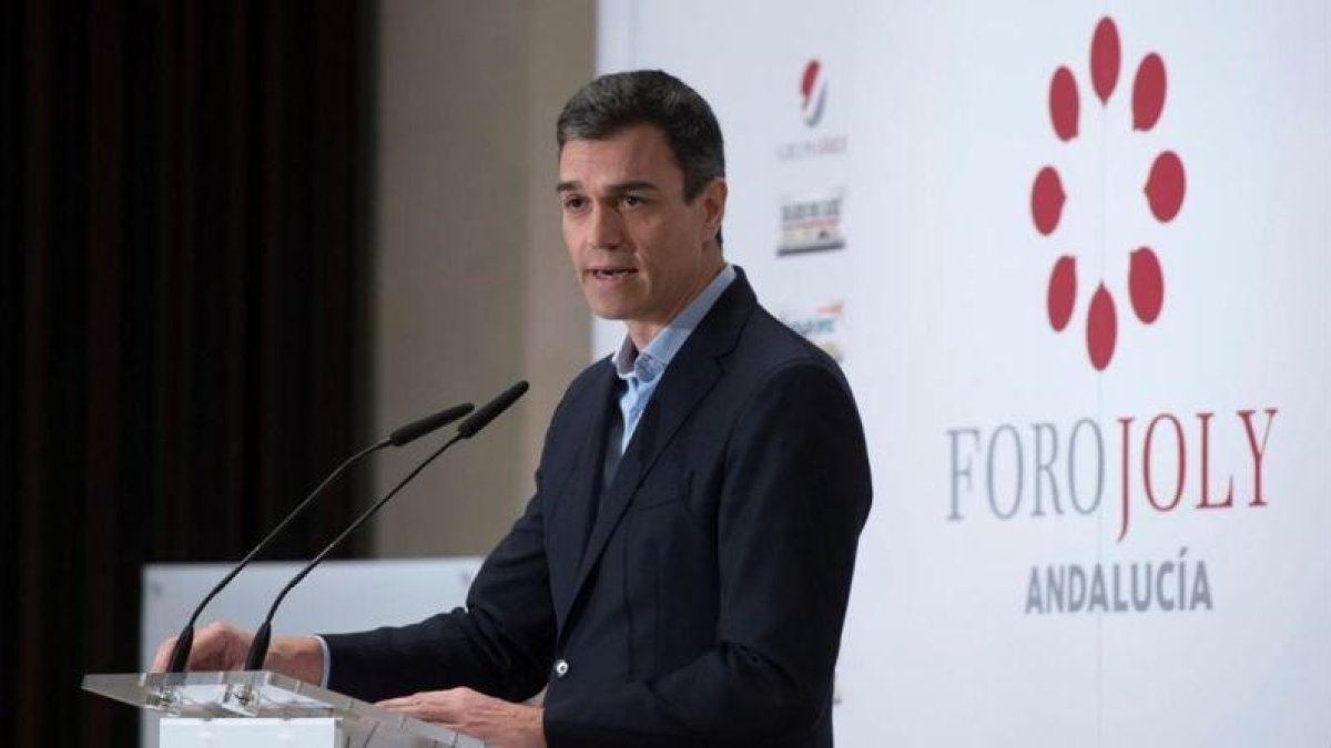 Pedro Sánchez, la semana pasada en Sevilla.-EL PERIÓDICO (EFE / BORJA PUIG)