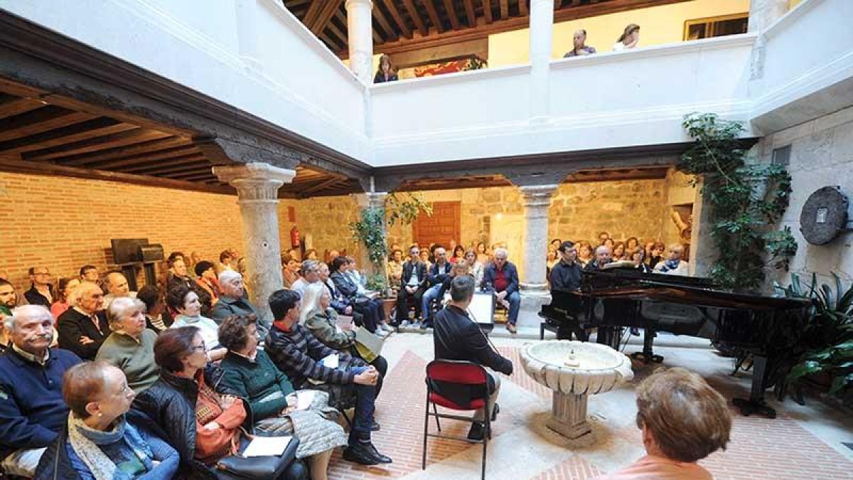 El programa llega precedido por el éxito de público del ciclo de cámara y solistas de la OSBu.-Israel L. Murillo
