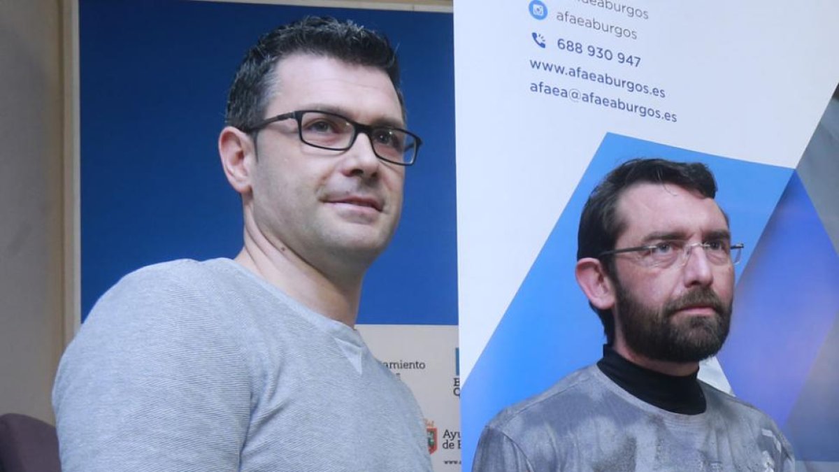 José María Alonso y Antonio Morete, miembros de la asociación.-RAÚL G. OCHOA