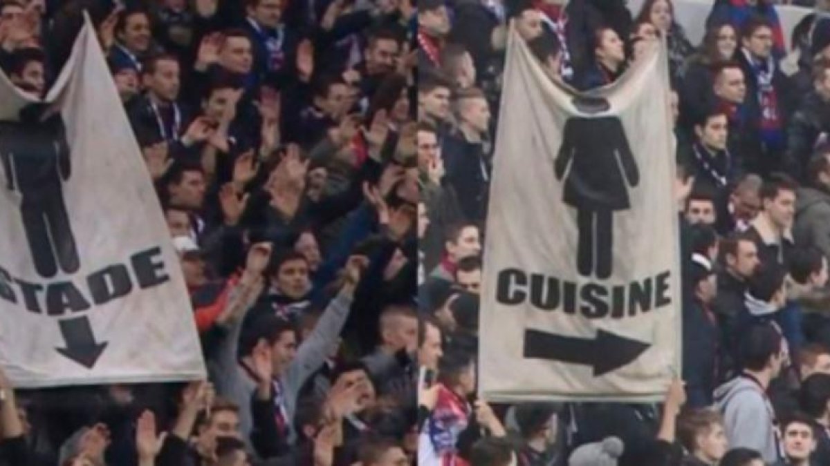Una imagen de las pancartas sexistas.-