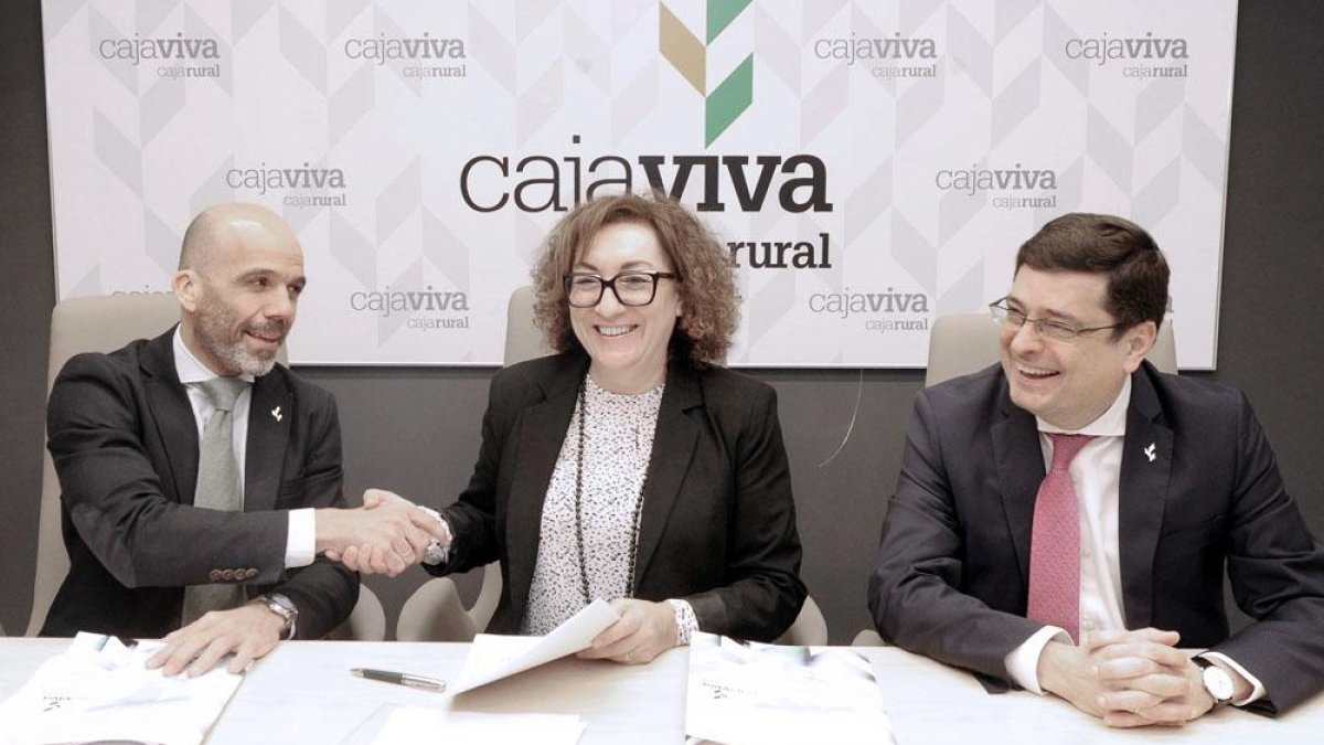 Javier Casado, Consuelo Fontecha y Javier García Bueno-ISRAEL L. MURILLO