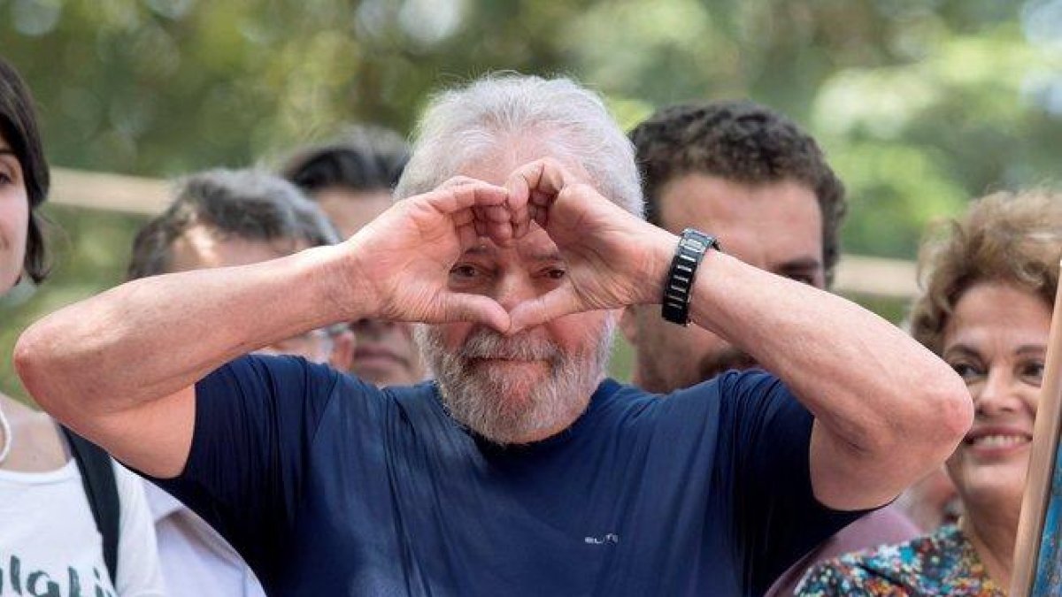 Lula fue condenado en primera instancia a nueve años y seis meses de cárcel en julio de 2017.-EFE