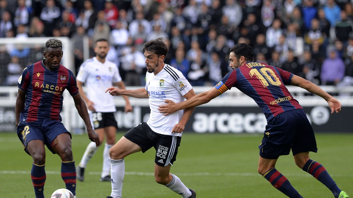 Atienza supera la presión de Iborra en El Plantío