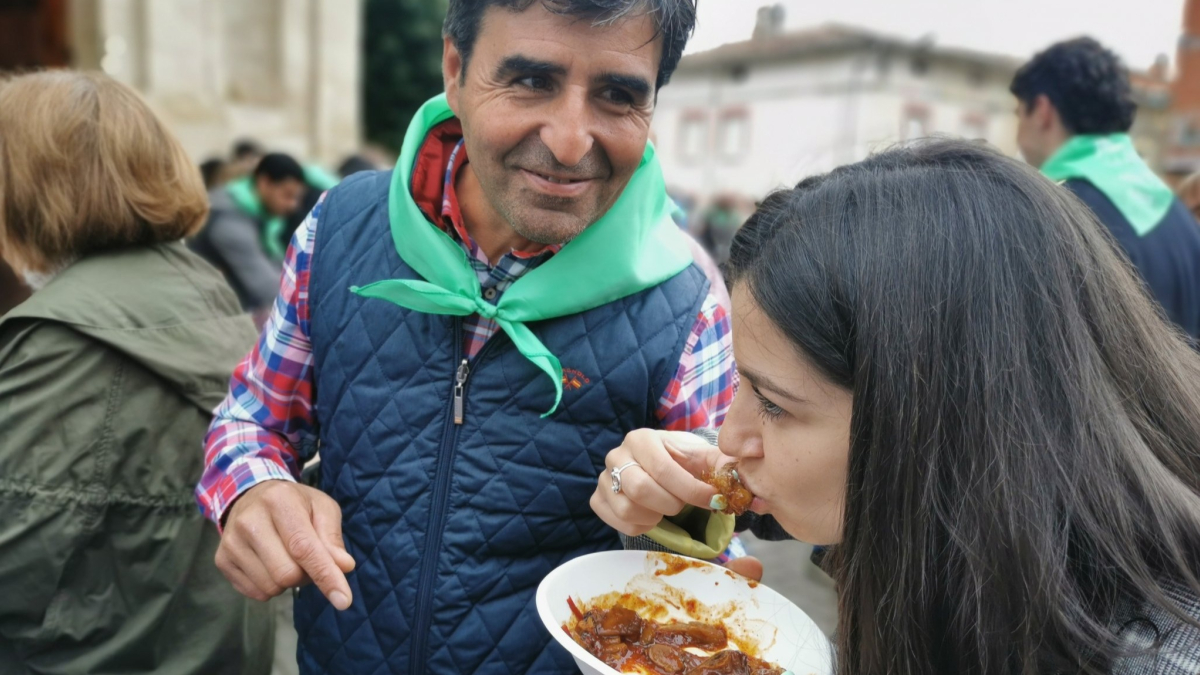 el responsable de Asaja en Burgos, Esteban Martínez Zamorano, durante la fiesta del lechazo en Fresno. ASAJA