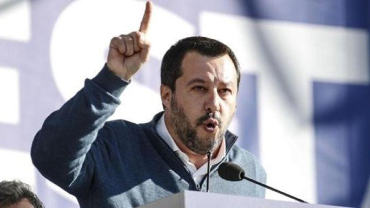 Matteo Salvini, ministro del Interior, habla durante un acto político en la piazza del Popolo, en Roma, el pasado 8 de diciembre.-GIUSEPPE LAMI