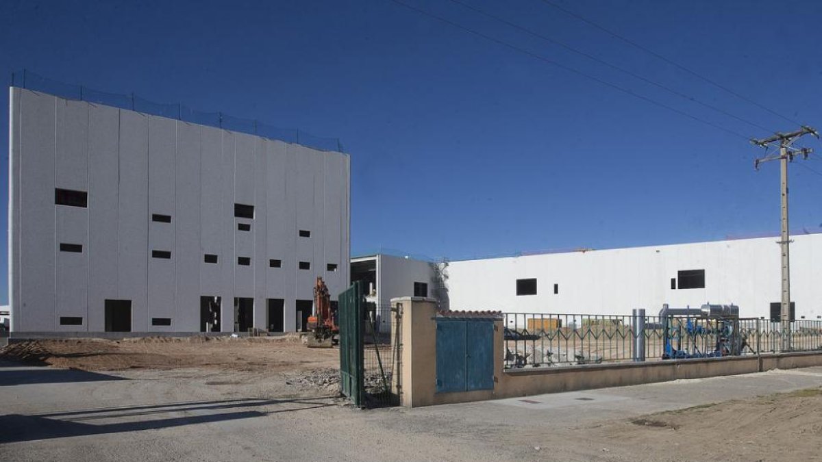 Vista exterior de la nueva fábrica de Campofrío.-RAÚL G. OCHOA