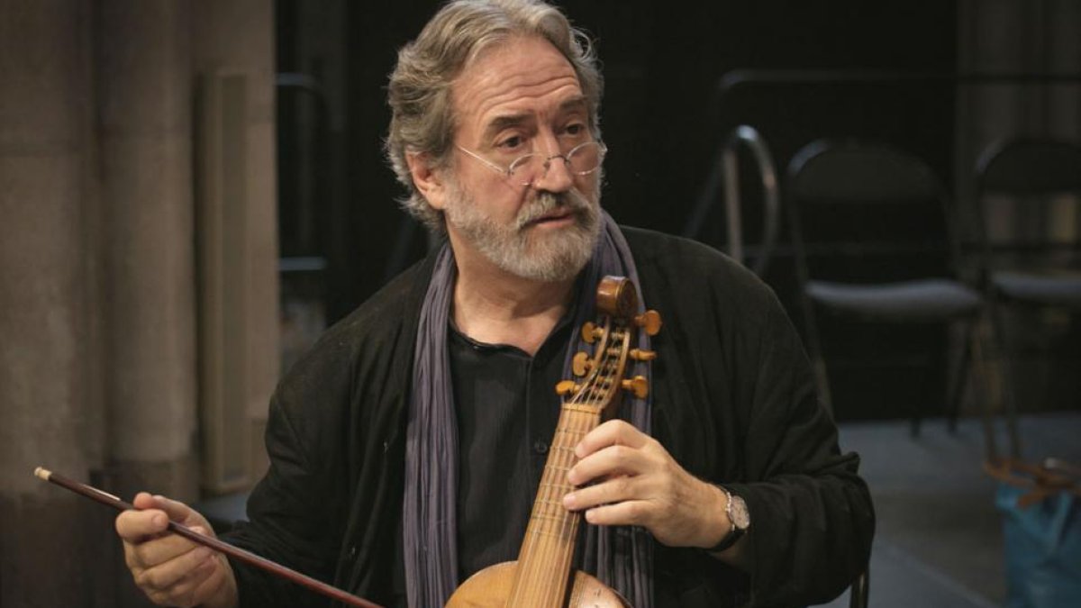 El musicólogo Jordi Savall, experto en música antigua, vuelve a Burgos para dirigir este concierto multicultural.-