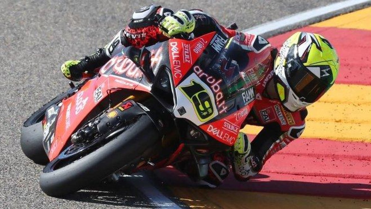 Álvaro Bautista (DucatI).-