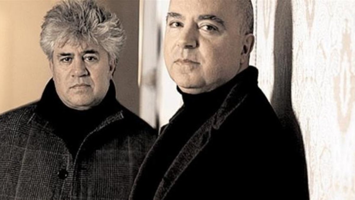 Pedro y Agustín Almodóvar, en el 2006.-