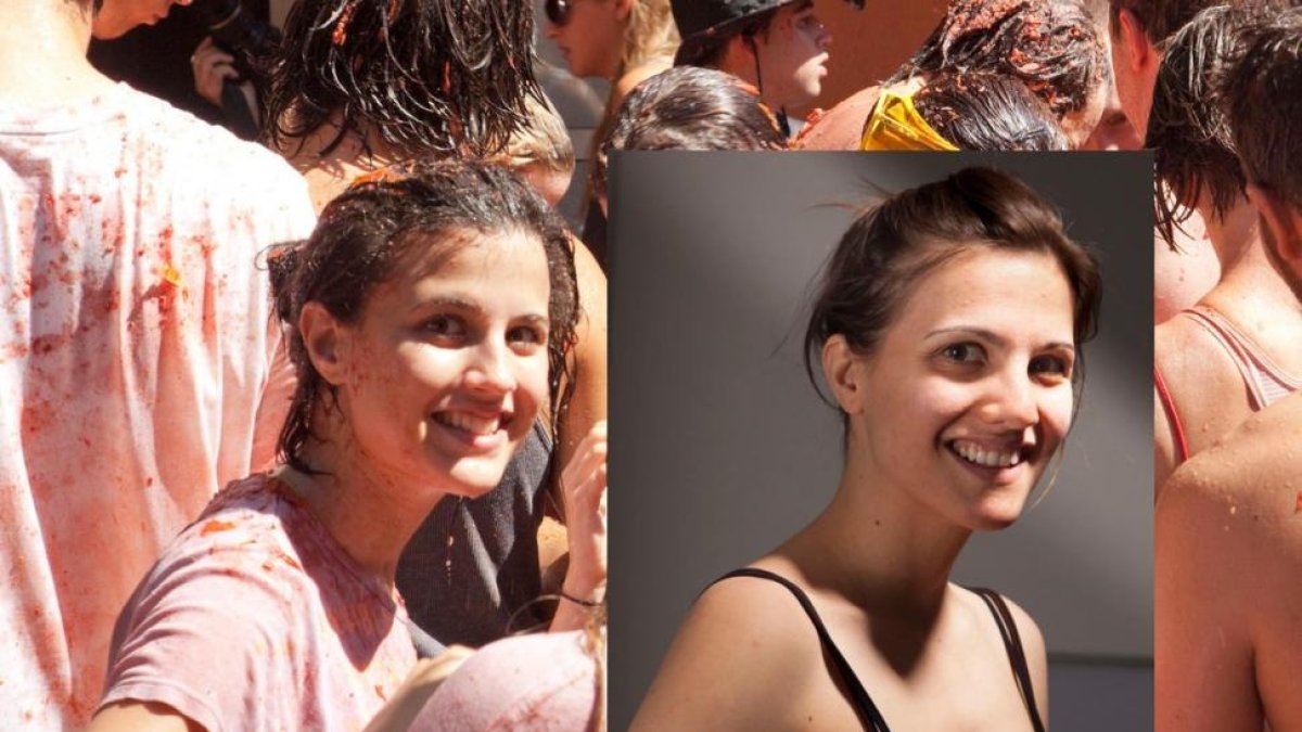 A la izquierda, la chica buscada, a la derecha, Eva Casado-FACEBOOK