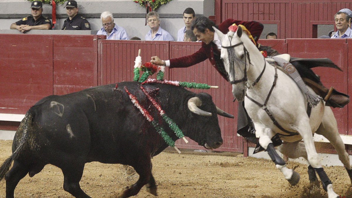 Imagen del rejoneador Óscar Borjas. ECB