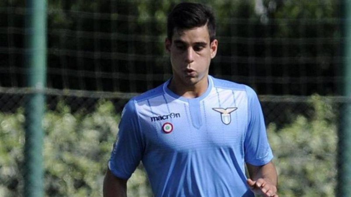 El central de la cantera de la Lazio, Filippo Cardelli, abandona el fútbol.-@filippocardelli4