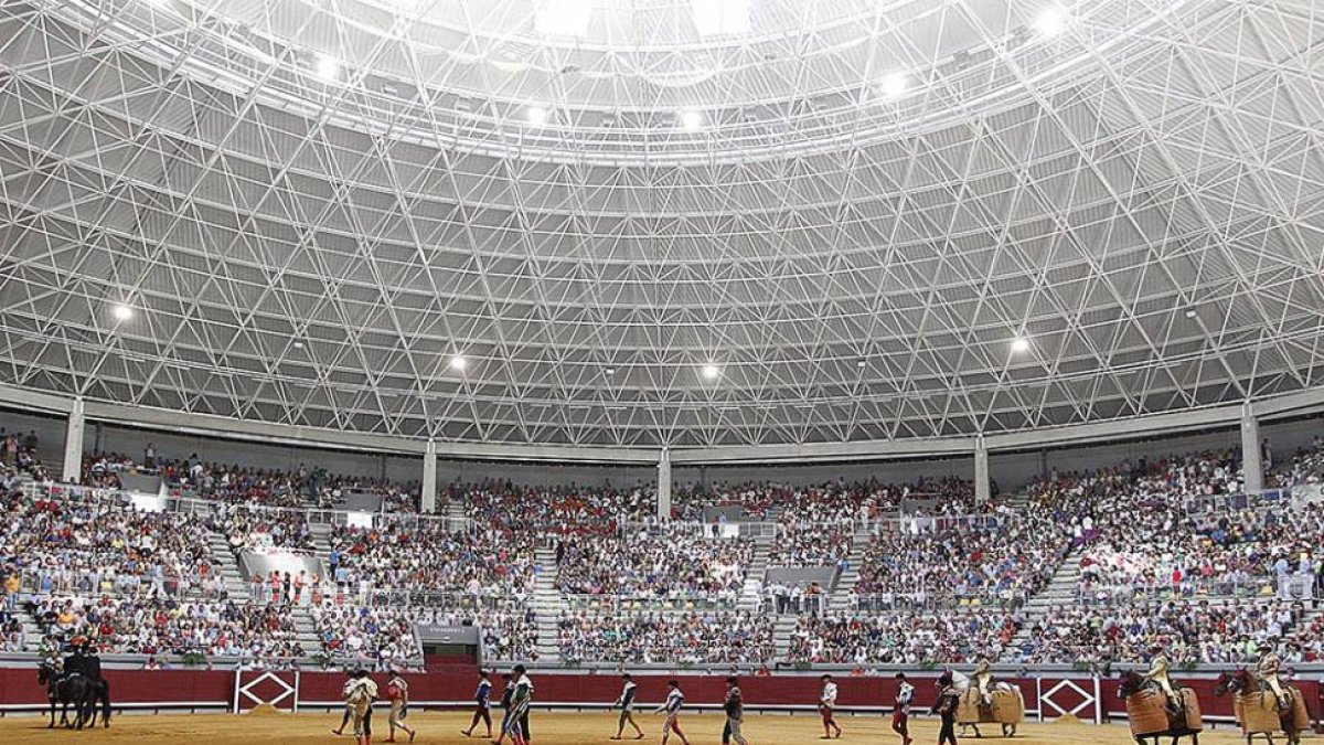 Imagen del Coliseum durante una de las tardes de toros de la última feria taurina.-SANTI OTERO
