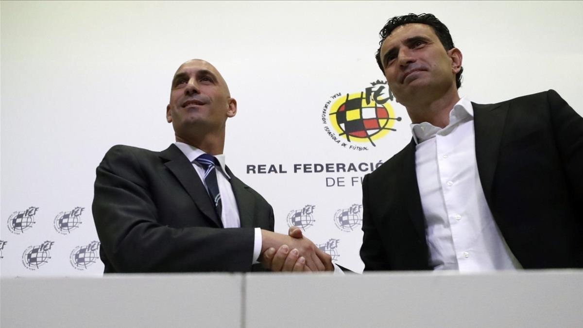Luis Rubiales y José Francisco Molina, en la presentación del nuevo director deportivo de la FEF. /-JAVIER LIZON