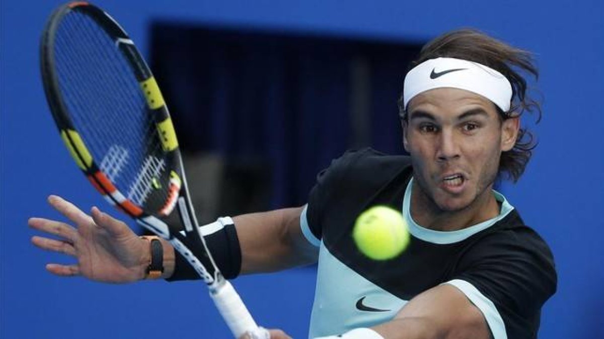 Rafa Nadal durante su encuentro de cuartos de final del Abierto de Pekín.-AP / ANDY WONG