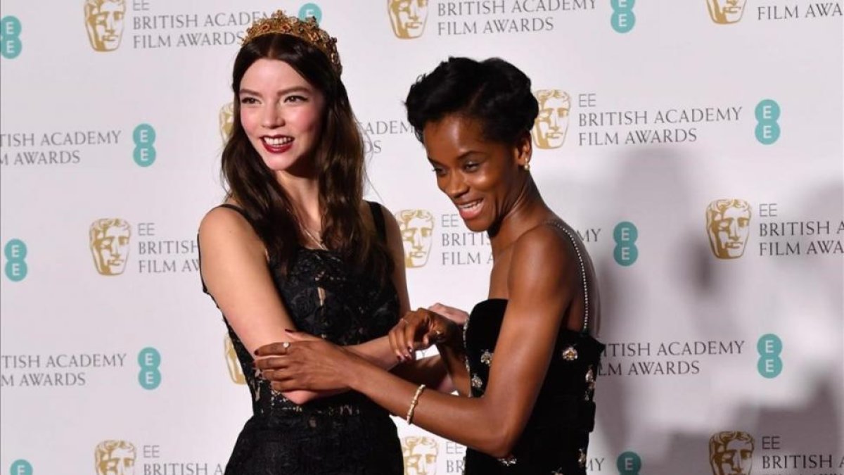 Anya Taylor Joy (izquierda) y Letitia Wright.-BEN STANSALL