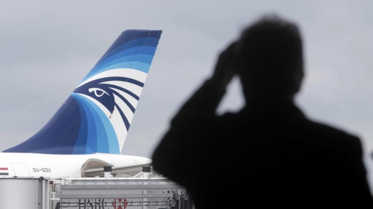 Un avión de EgyptAir.-REUTERS / CHRISTIAN HARTMANN