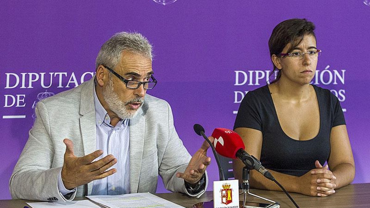 Manjón exigió más esfuerzos para dar cobertura de internet a la provincia.-SANTI OTERO