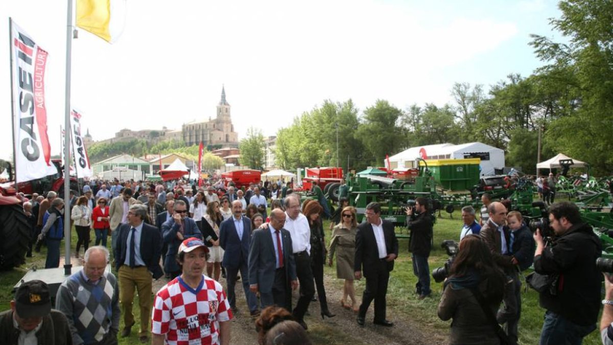 El presidente Herrera volverá a visitar la feria de Lerma que hoy abre sus puertas.-MIGUEL ÁNGEL