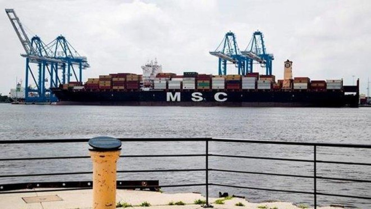 Barco donde las autoridades de los EEUU incautaron de 16,5 toneladas de cocaína.-AP
