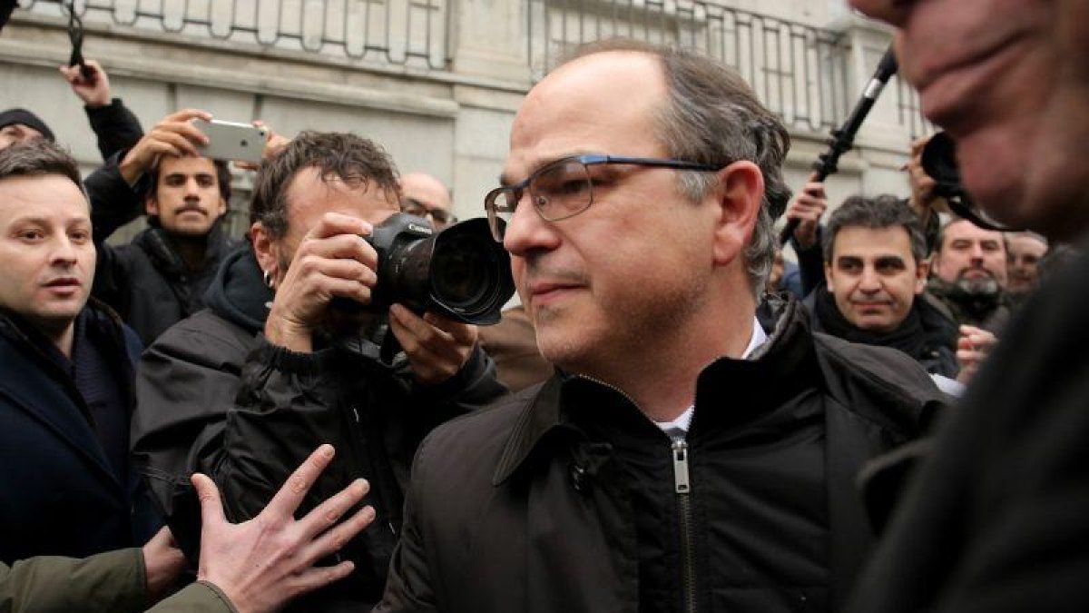 Jordi Turull, antes de entrar en el Supremo, este viernes.-JOSÉ LUIS ROCA