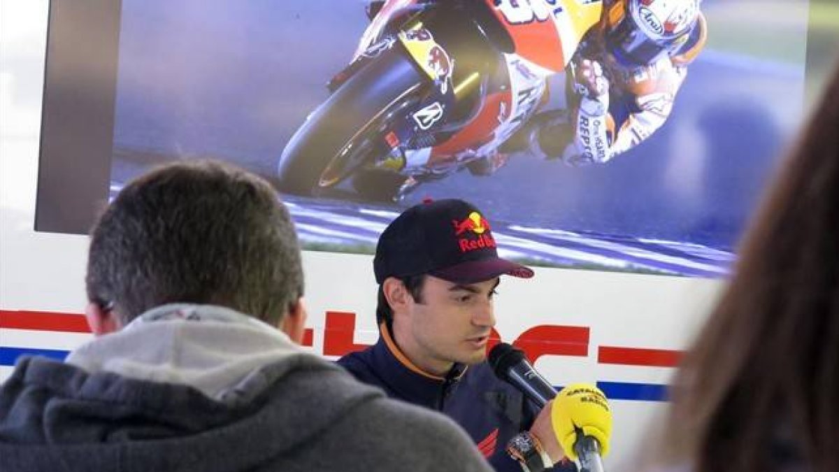 Dani Pedrosa, en la conferencia de prensa de este jueves en Le Mans.-Foto:   EMILIO PÉREZ DE ROZAS (Enviado especial)