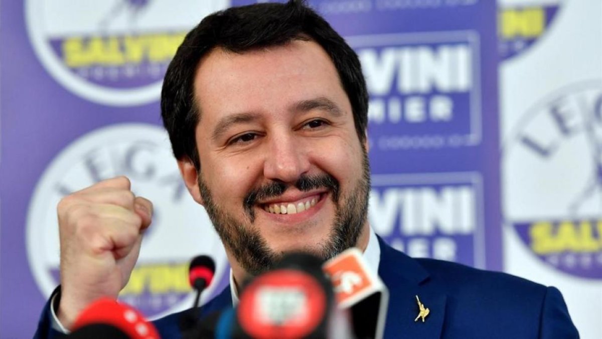 Matteo Salvini, en una rueda de prensa en Milán al día siguiente de las elecciones.-/ EFE / DANIEL DAL ZENNARO