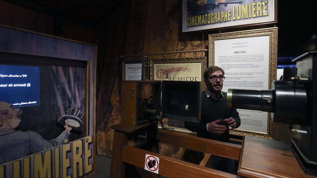 La historia de cómo Méliès se convirtió en pionero del cine. RAÚL G. OCHOA