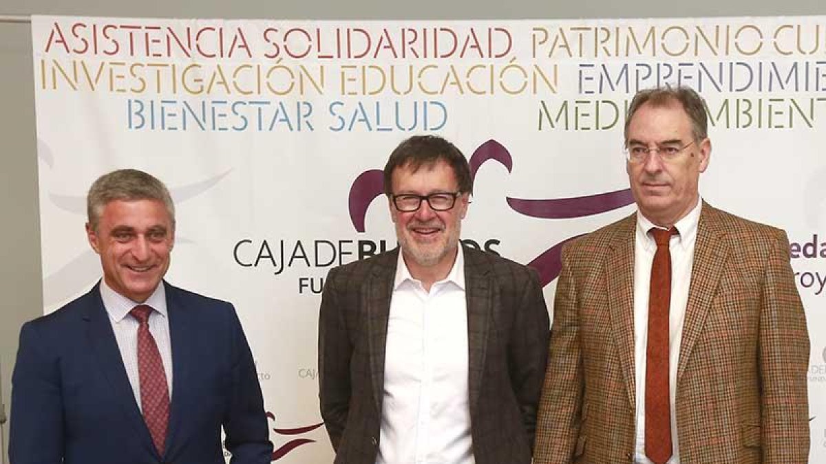 Barbero, Doménech y Benavente, ayer en la presentación del acto.-RAÚL G. OCHOA