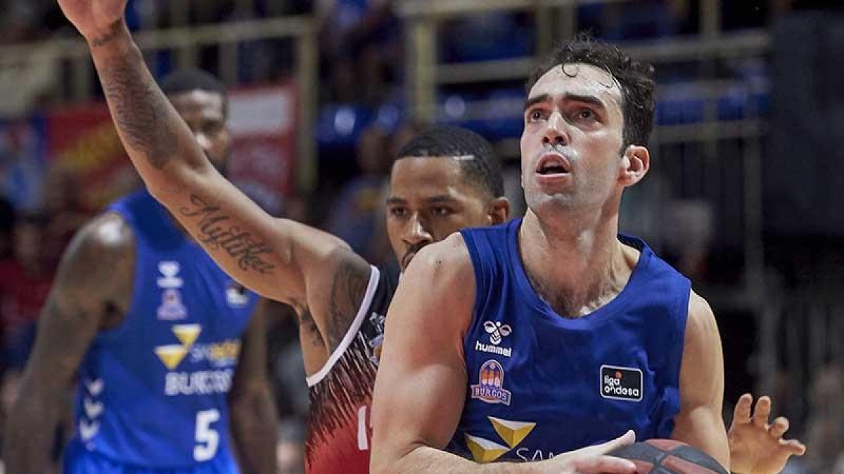 Vitor Benite estuvo muy acertado en el tramo final de la contienda ante Fuenlabrada-ACB PHOTO / B. B. HOJAS