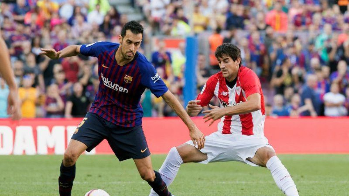 Busquets durante el partido de hoy.-MARTA PÉREZ(EFE)