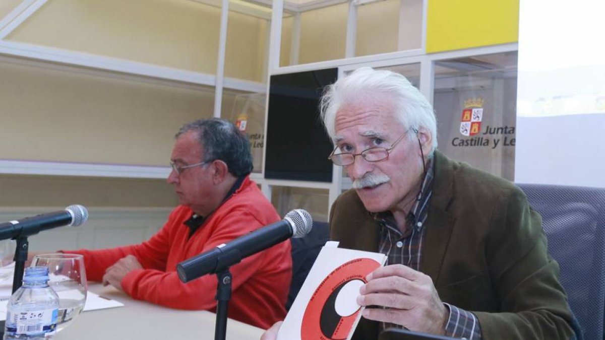 Jesús Barriuso (i.) y Pascual Izquierdo hablaron de su relación con ‘Artesa’.-Raúl Ochoa