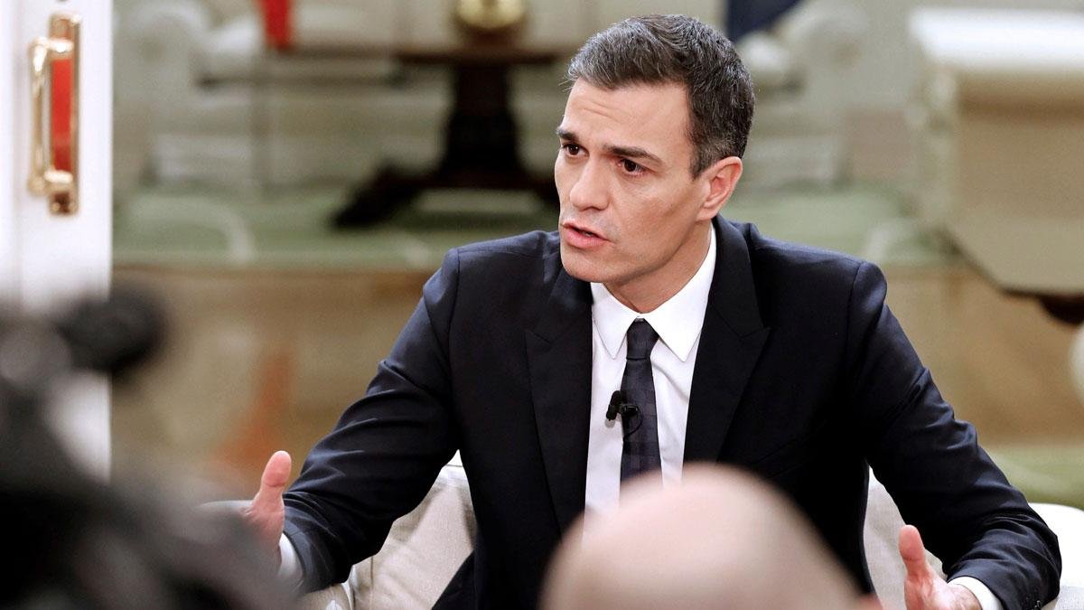 Sánchez suprimiría la inviolabilidad del Rey y augura que Felipe VI lo apoyaría.-EFE
