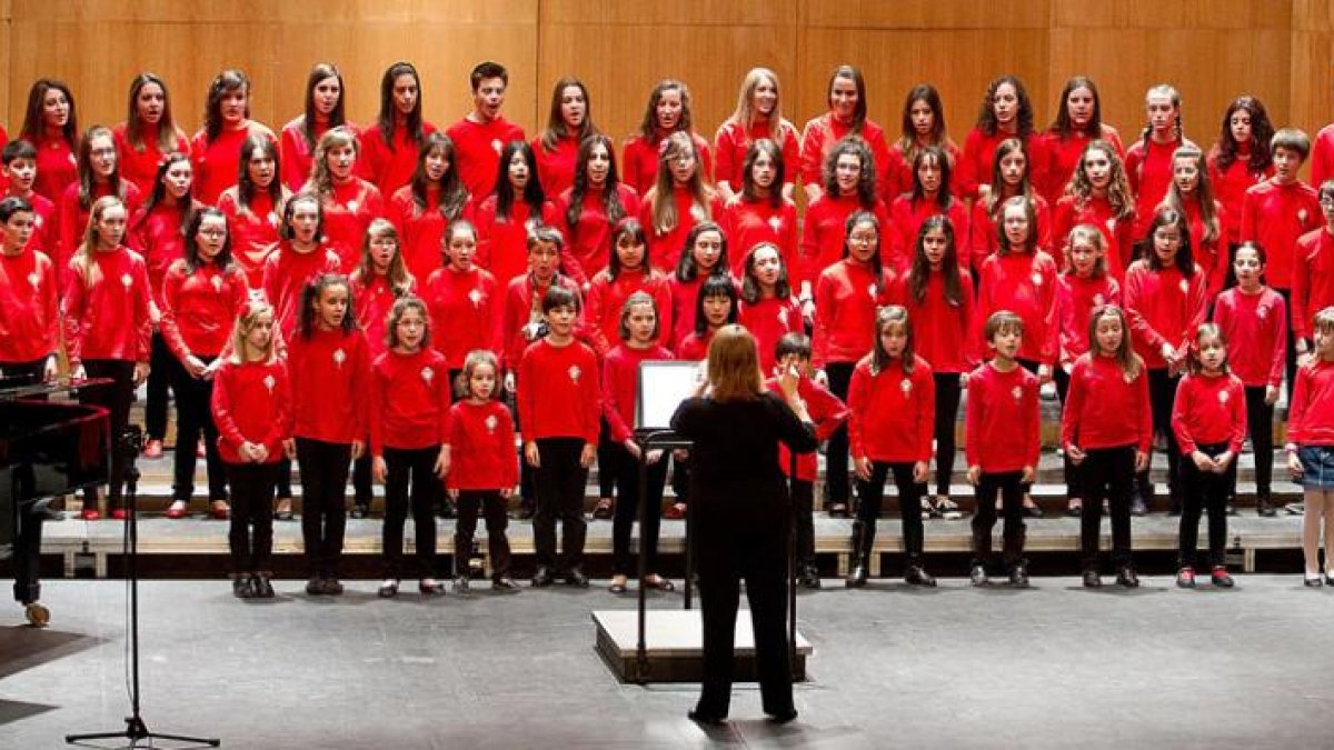 Imagen de archivo del Coro Infantil del Orfeón Burgalés, que participará en la propuesta de la OSBu.-