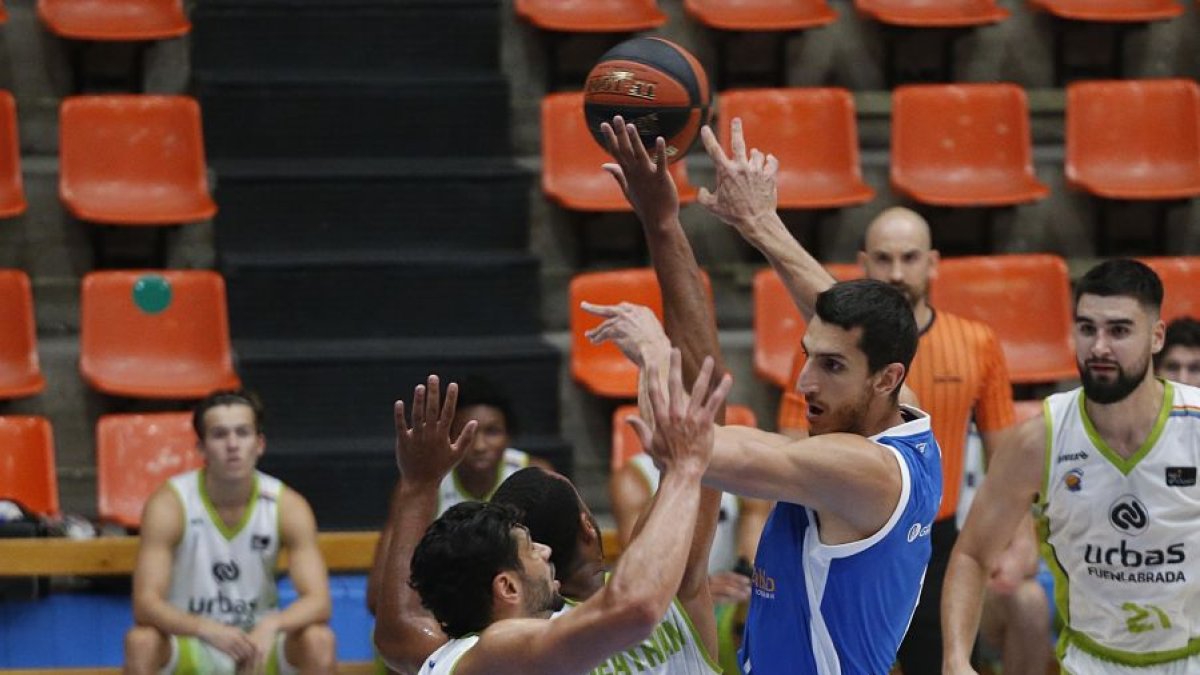 Kravic, como el resto del equipo, fue de menos a más y su aportación final dio la victoria al San Pablo. SANTI OTERO