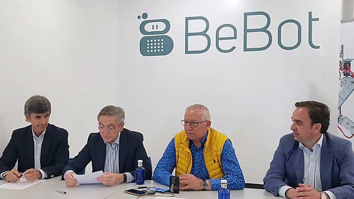 Javier Cuasante (Caja de Burgos), Ginés Clemente (Aciturri), José Luis Solana (Coral) y Álvaro Fernández (Aciturri).-ECB